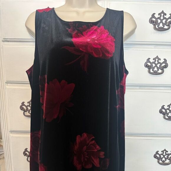 Vintage Velvet Floral Dress‎ - Picture 2 of 16